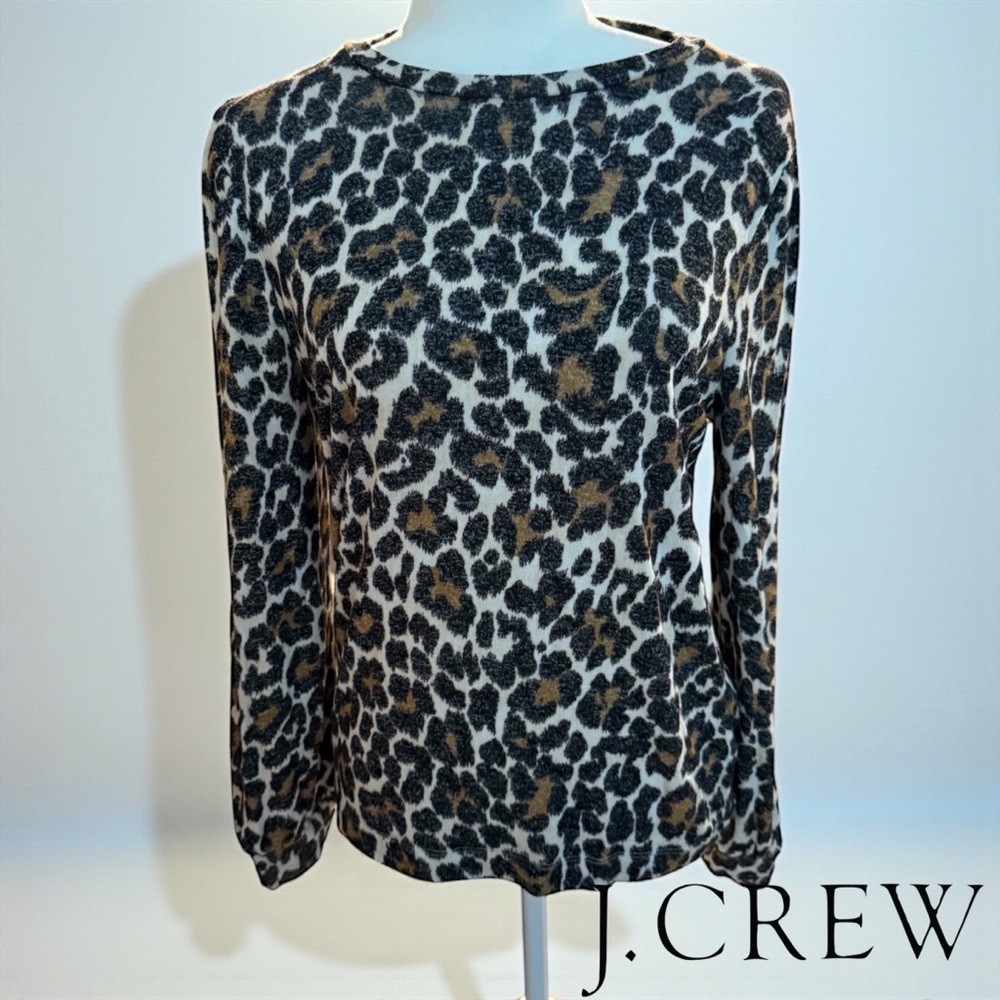 SOFT J Crew 🐆 leopard cheetah print long sleeve puff shoulder lightweight top